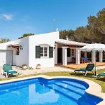 Cristina * Cala'N Bosch (Menorca)